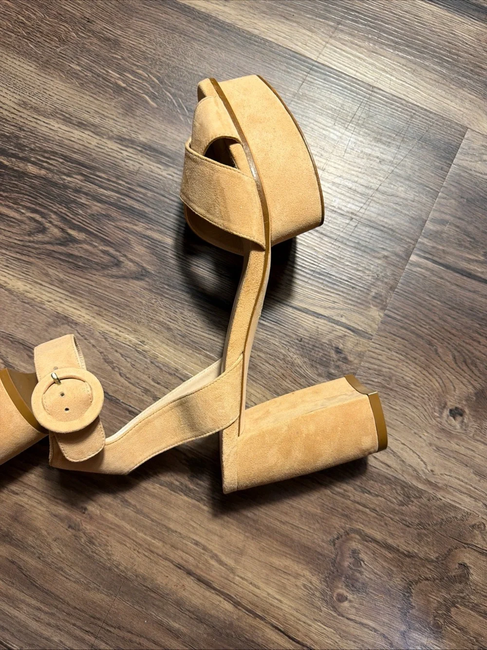 Stuart Weitzman Beige Suede Platform Chunky Block Heels Sandals  Size 8.5 M